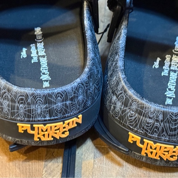 Disney Nightmare Before Christmas Clogs Sandals NEW Sz 12 Euro 45 black & white - Picture 5 of 16